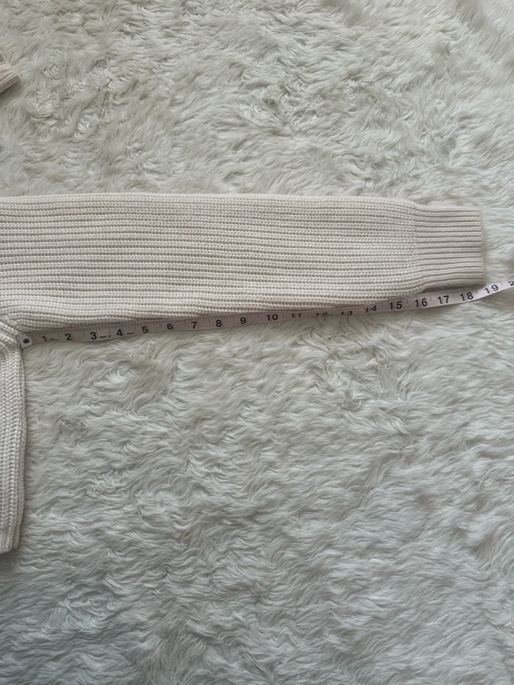 Aritzia Wilfred Nextdoor Sweater Collared 100% Merino Wool Cardigan Cream Sz S - Picture 12 of 12